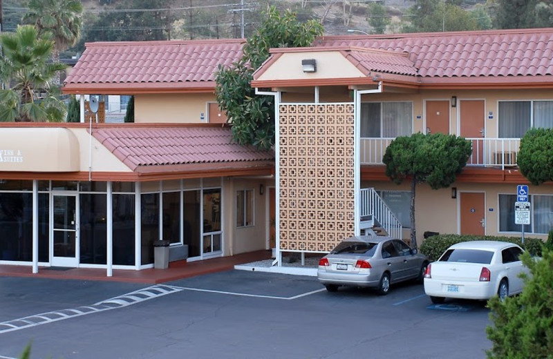 Exterior view of Relax Inn & Suites.