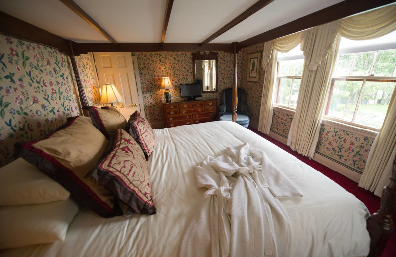 Guest room at Balance Rock Inn.