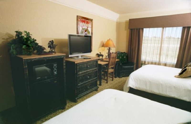 Standard 2 Queen Guest room at The Inn at Circle T.