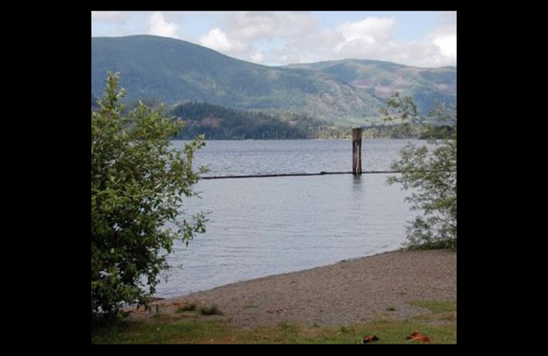 Lake view at Honeymoon Bay Lodge & Retreat.