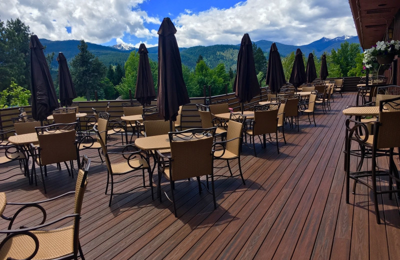 Dining patio at Mount Shasta Resort.