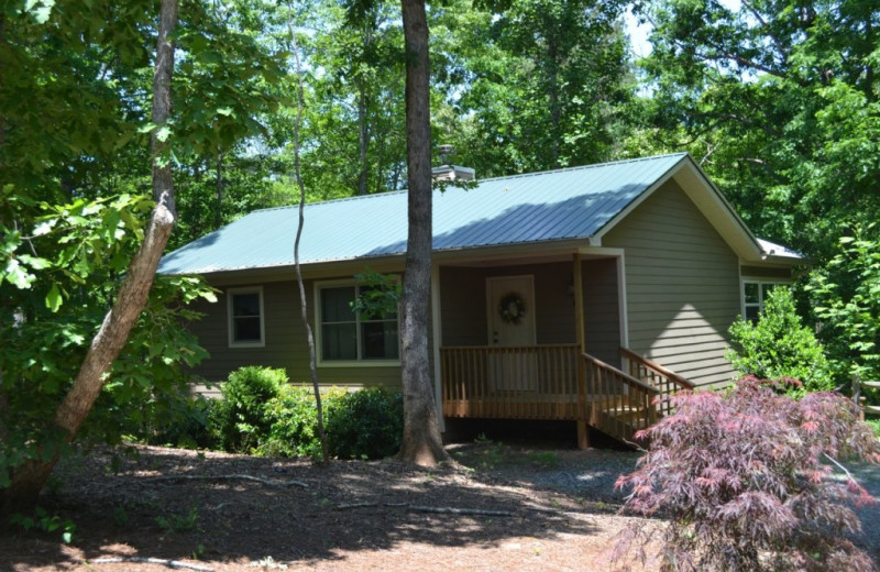 Cabin exterior at Sautee Resorts.