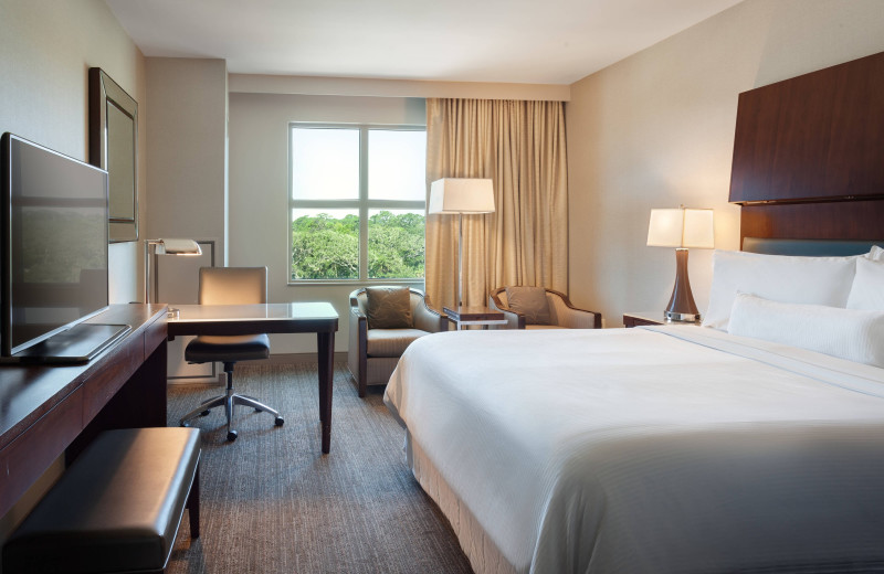 Guest room at Westin Jekyll Island.