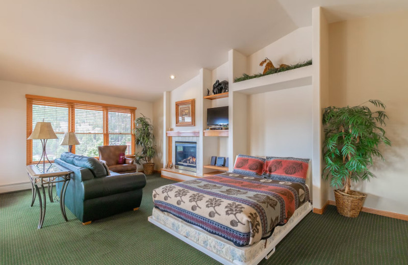 Guest room at Wildwood Inn.