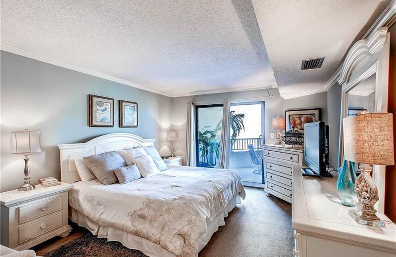 Rental bedroom at Holiday Isle Properties.