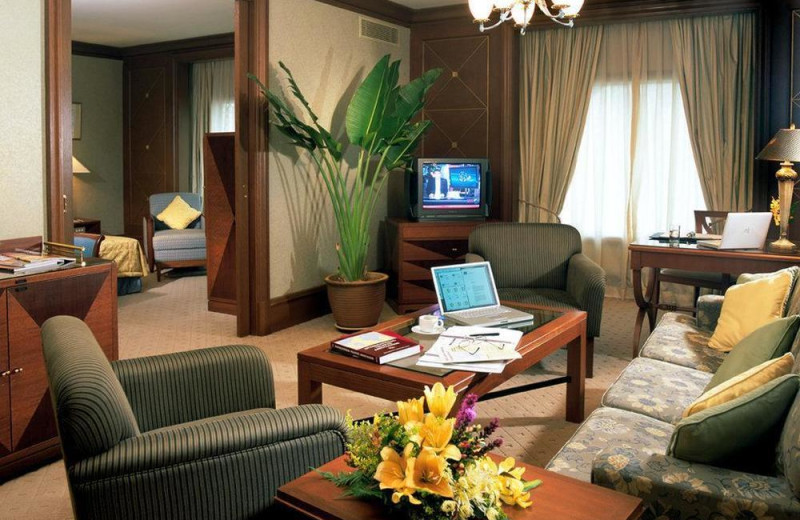 Guest room at Sama-Sama Kuala Lumpur International Airport.