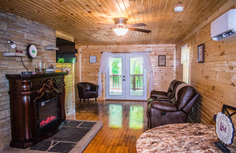 Cabin living room at Hocking Hills Cozy Cabins.