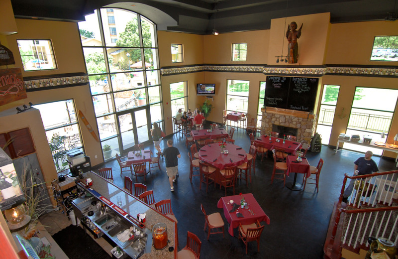 Dining at Tanglewood Resort and Conference Center.