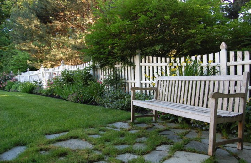 Garden at Sea Rose Suites.