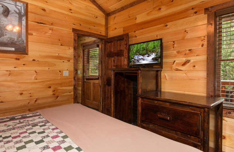 Bedroom at American Patriot Getaway - Tennessee Treasure.