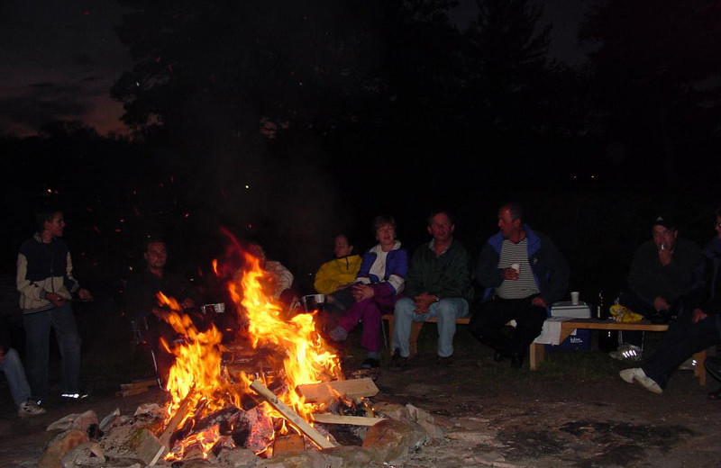 Bonfire at Hall's Housekeeping Cottages.