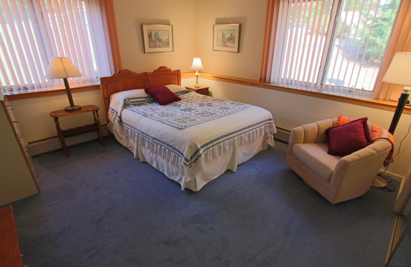 Bedroom view at Mountainside at Stowe.