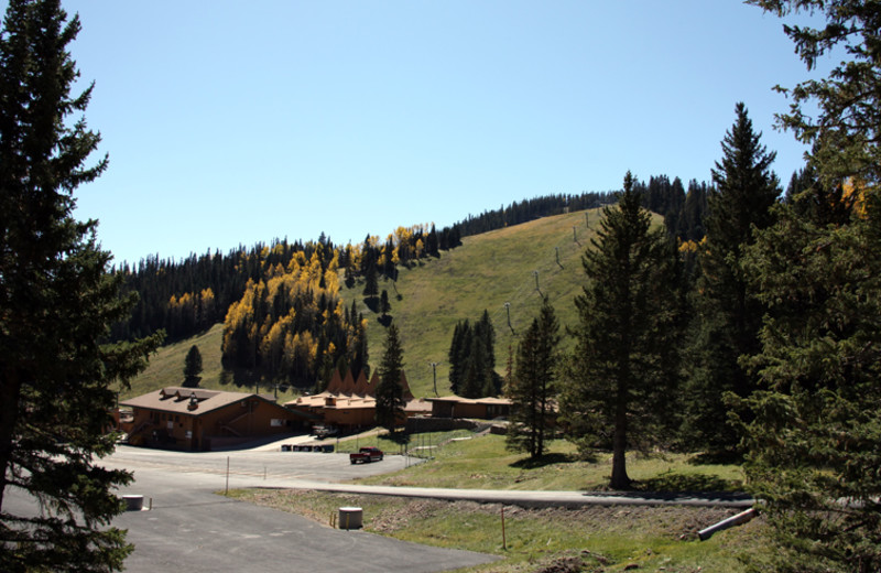 Ski lift near Hummingbird Cabins.