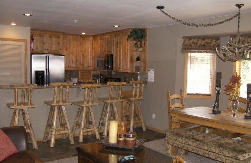 Guest kitchen at Rocky Mountain Resort Management.