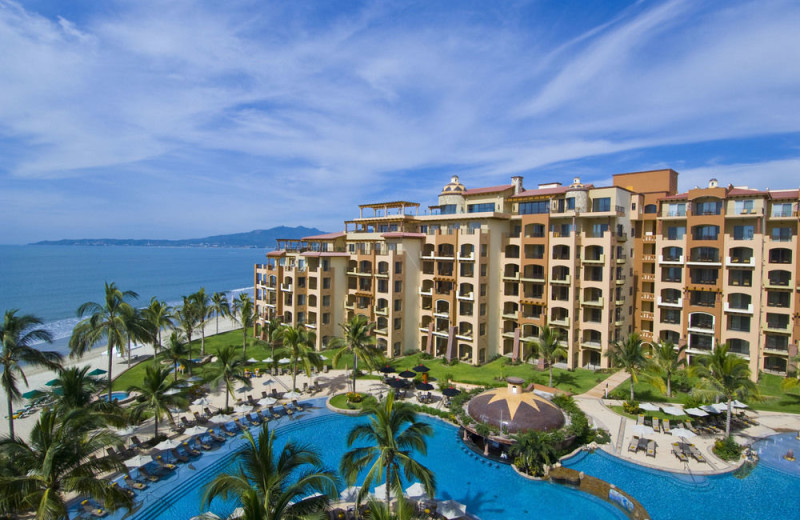 Exterior view of Vallarta La Estancia.