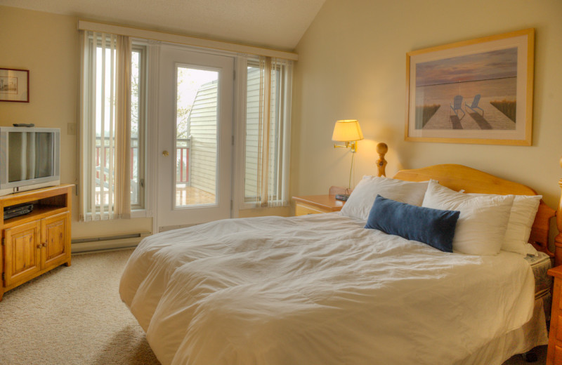 Guest Room at Muskoka Grandview