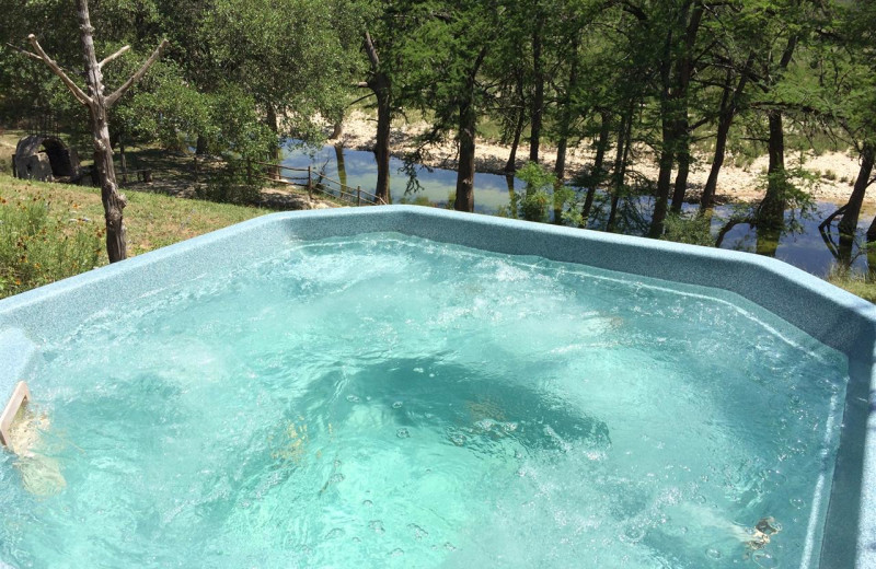 Hot tub at Foxfire Cabins.