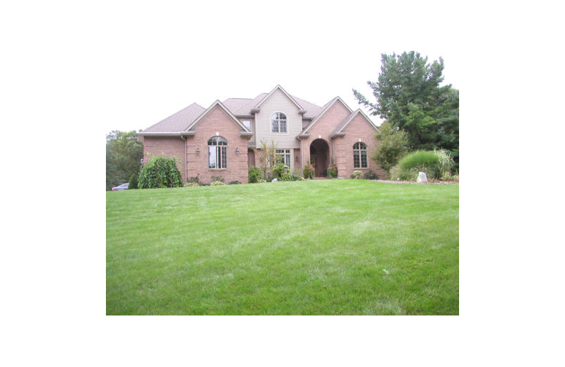 Exterior view of Canterbury Chateau Bed & Breakfast.