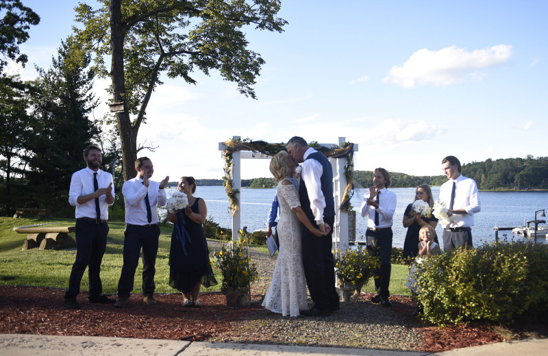 Weddings at Big Sandy Lodge & Resort.