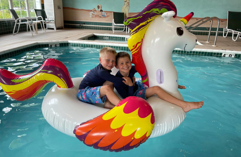 Kids on floatie at High Point Inn.