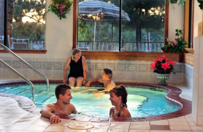 Whirlpool at Cliffside Resort.
