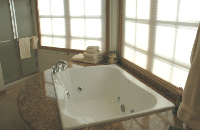 Condo bathroom at The Borders Lodge.