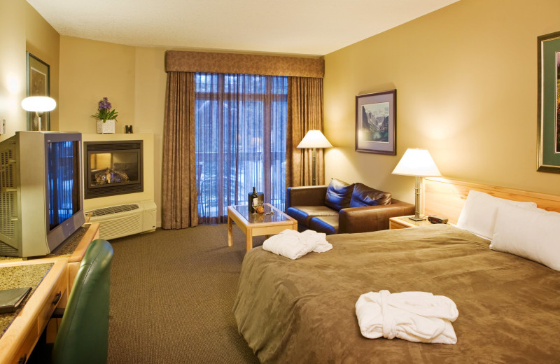 Guest room at Tunnel Mountain Resort.