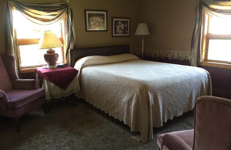 Guest room at Vineyard Bed & Breakfast.