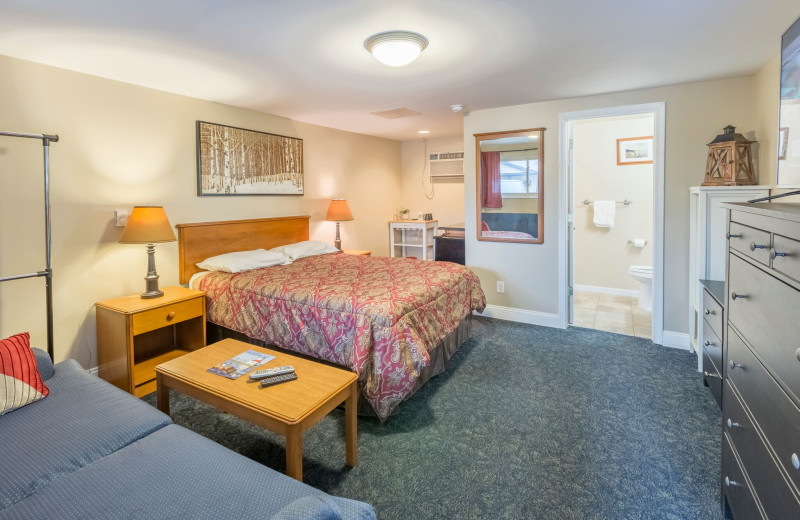 Guest room at Mark III Inn.
