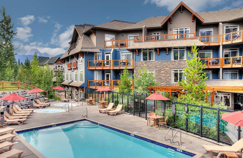 Outdoor pool at Blackstone Mountain Lodge.