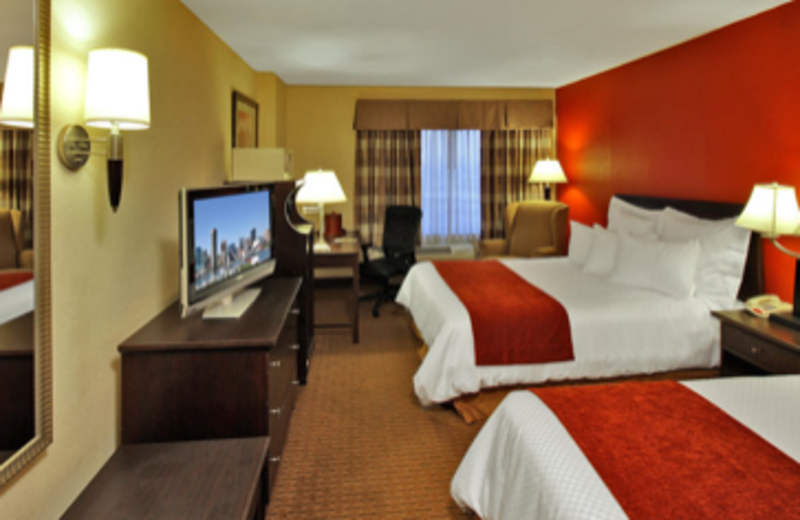 The queen guest rooms are ideal for families traveling together at Best Western Baltimore.