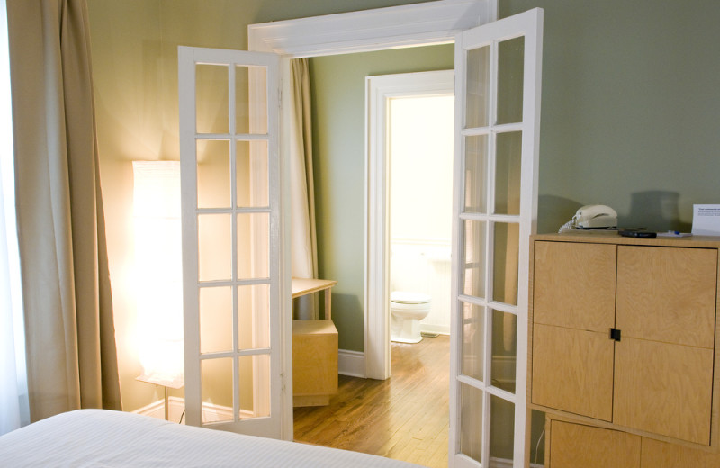 Guest bedroom at Inn On Columbia.