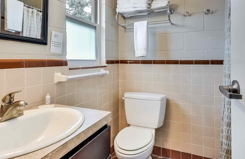 Guest bathroom at Painted Sky Inn.