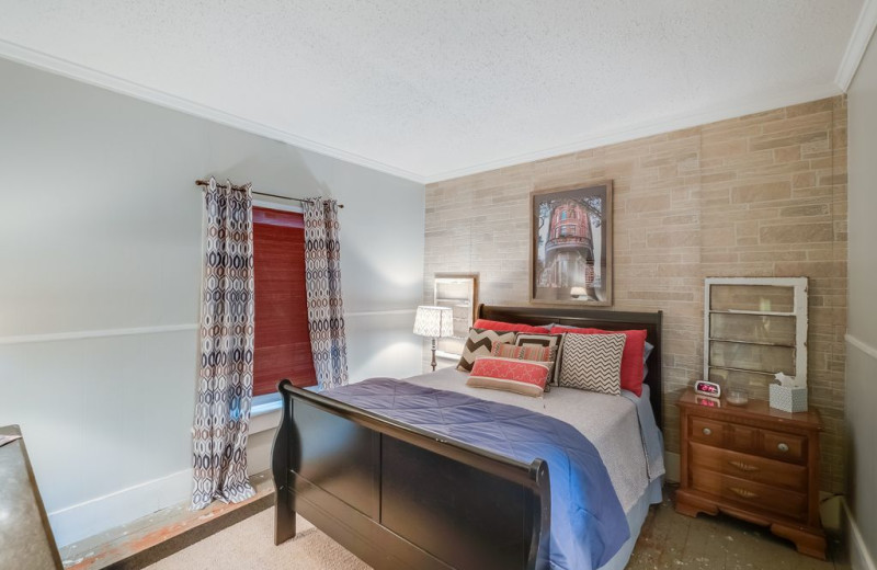 Rental bedroom at Chattanooga Vacation Rentals.