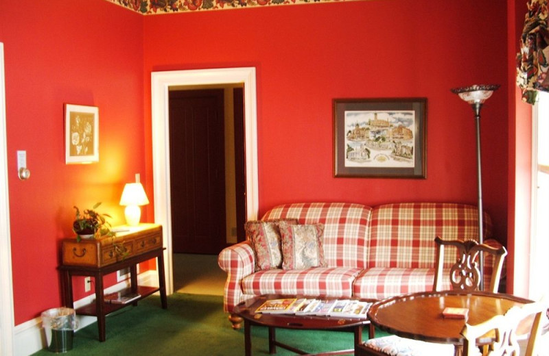 Guest room at Rochester Inn.