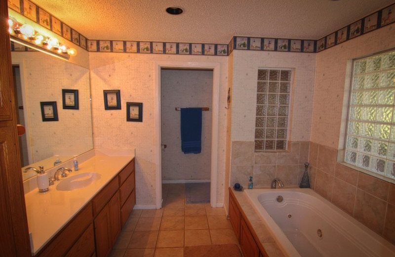 Rental bathroom at Oak House On Lake LBJ.