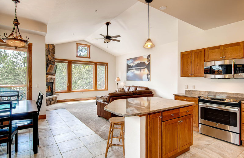 Guest kitchen at Black Canyon Inn.