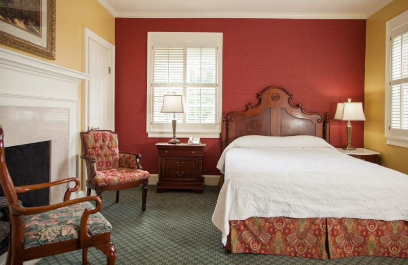 Guest room at Harbour View Inn.