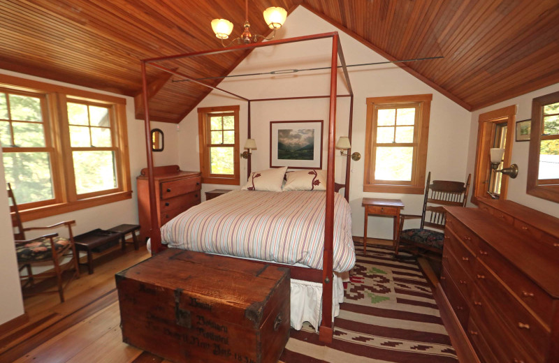 Rental bedroom at Stowe Country Homes.