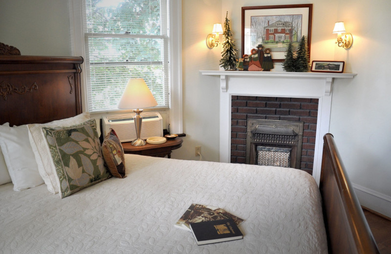 Guest room at Mayor Lord's House Bed.