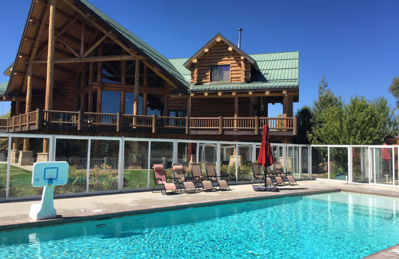 Resort pool at Utah Family Lodges.