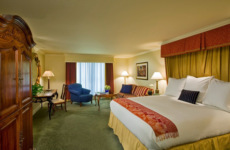 Guest room at Lafayette Park Hotel & Spa.