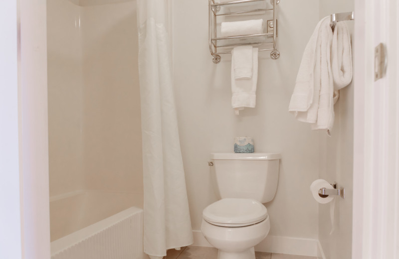 Guest bathroom at Cod Cove Inn.