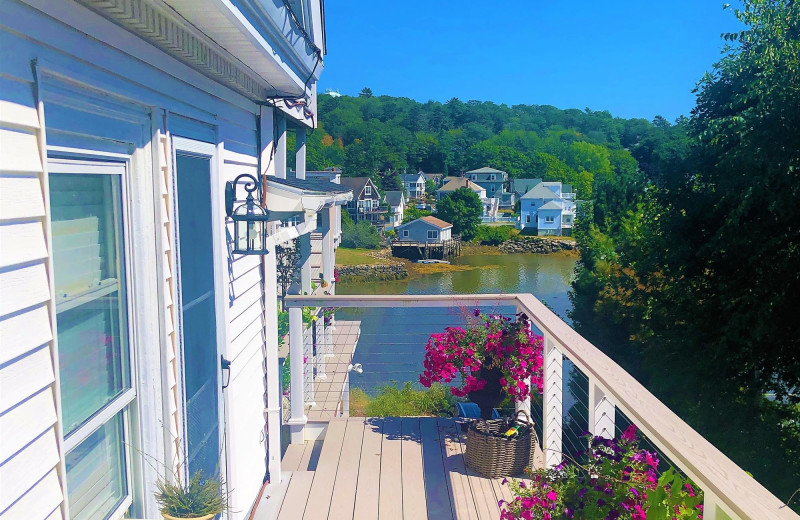 Guest balcony at Harbour Towne Inn on the Waterfront.