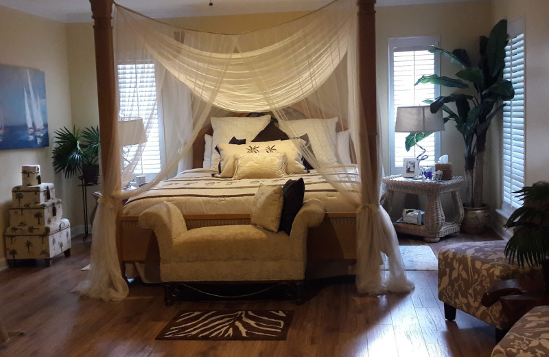 Guest room at Ms Elsie's Caribbean B 