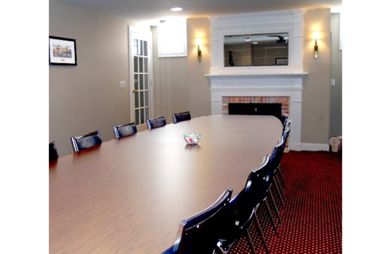 Meeting room at Essex Street Inn Newburyport.