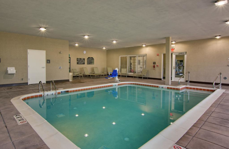 Indoor pool at Hilton Garden Inn - Benton Harbor.