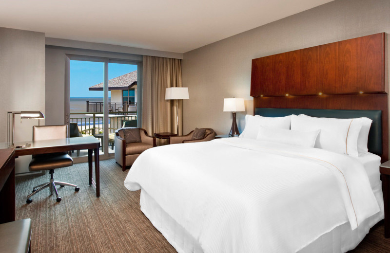 Guest room at Westin Jekyll Island