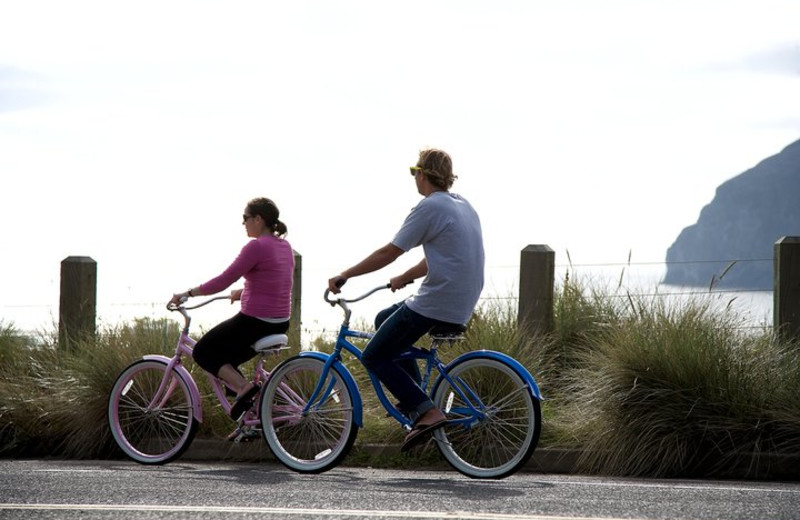 Outdoor activities at Inn at Cape Kiwanda.