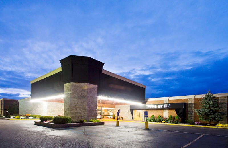 Exterior view of Crowne Plaza Hotel Detroit - Novi.